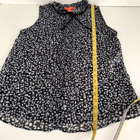 🎀 5/$25 Joe Fresh polka dot print sleeveless blouse sz XS - Picture 10 of 10